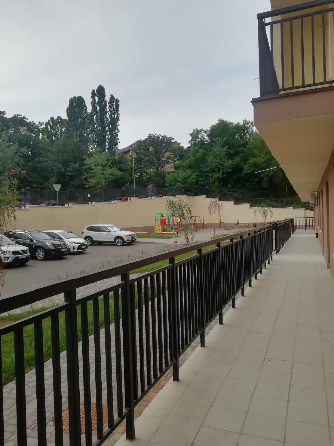 Lux Apartment, Near Metro Vasylkivska Kyiv Exterior foto